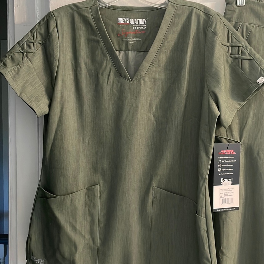 Scrubs
